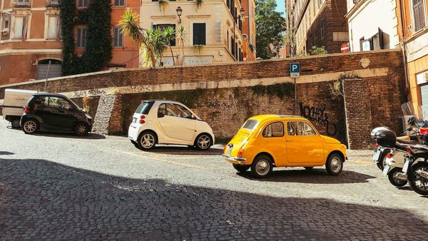 Miten valita turvallinen auto nuorelle kuljettajalle?