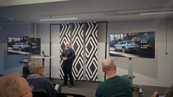 Renault 4 E-Tech Electric – retrohenkinen sähköauto, joka tekee paluun arjen sankarina