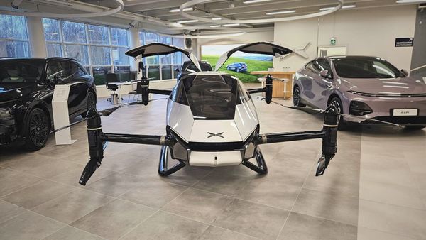Xpeng toi lentävän tulevaisuuden Suomeen – ensiesittelyssä X2-lentodrone ja faceliftatut G6 ja G9