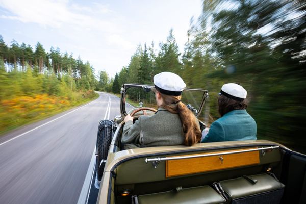 Eetu Kokkosen ”Marmonilla Porvooseen” on Vuoden auto- ja liikennekuva 2025