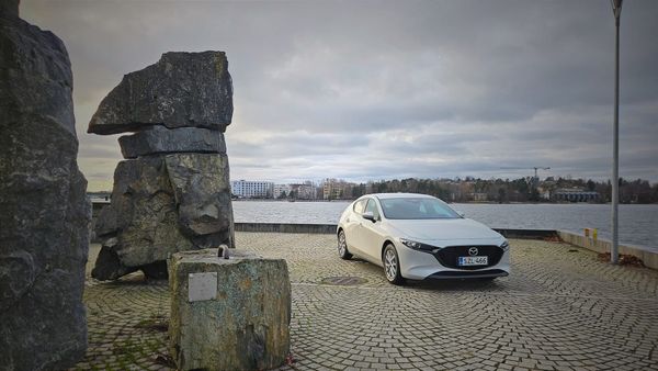 Koeajo: Mazda3 2025: Onko tässä luokkansa tuleva klassikko?