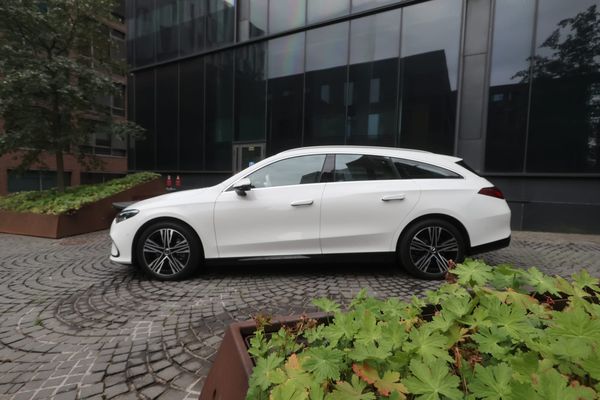Mercedes-Benz CLA 250+ Shooting Brake -ostajan tuomio: energiatehokas ja mukava — mutta 67 000 euroa on pieneltä autolta paljon