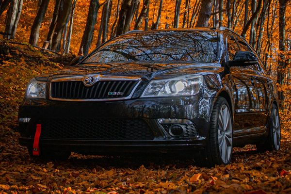 Arkiston aarteita: Skoda Octavia Combi RS TDI (2010) — kun diesel oli vielä sankari