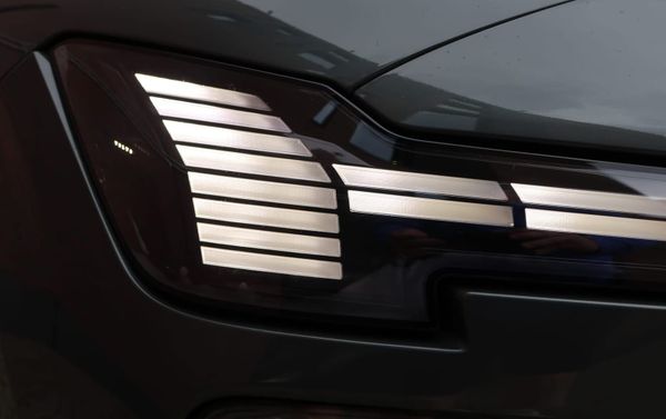 Sähköautot vetävät EU:n autokauppaa ylös – Suomessa täyssähkö kasvoi 46 prosenttia