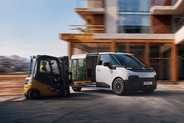 Renault Trafic sähköistyy 800 voltin tekniikalla – luvassa yli 470 km toimintamatka ja huima latausnopeus
