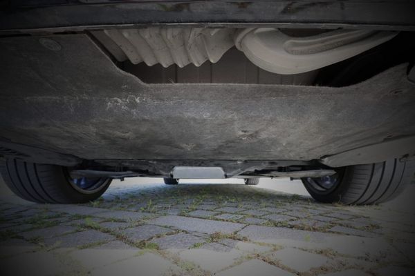EU-komissio selkeytti: sähköauton akku ei ole automaattisesti jätettä – korjaus edelleen mahdollista