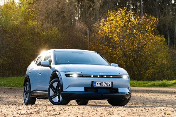 Hyundai IONIQ 3:n Suomen hinnat julki: kaksi akkua, seitsemän versiota