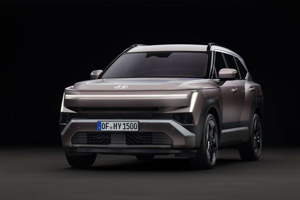 Hyundai TUCSON kasvaa kokoluokkaansa suuremmaksi – uusi sukupolvi tuo mukanaan reilusti tilaa ja täysin uutta teknologiaa
