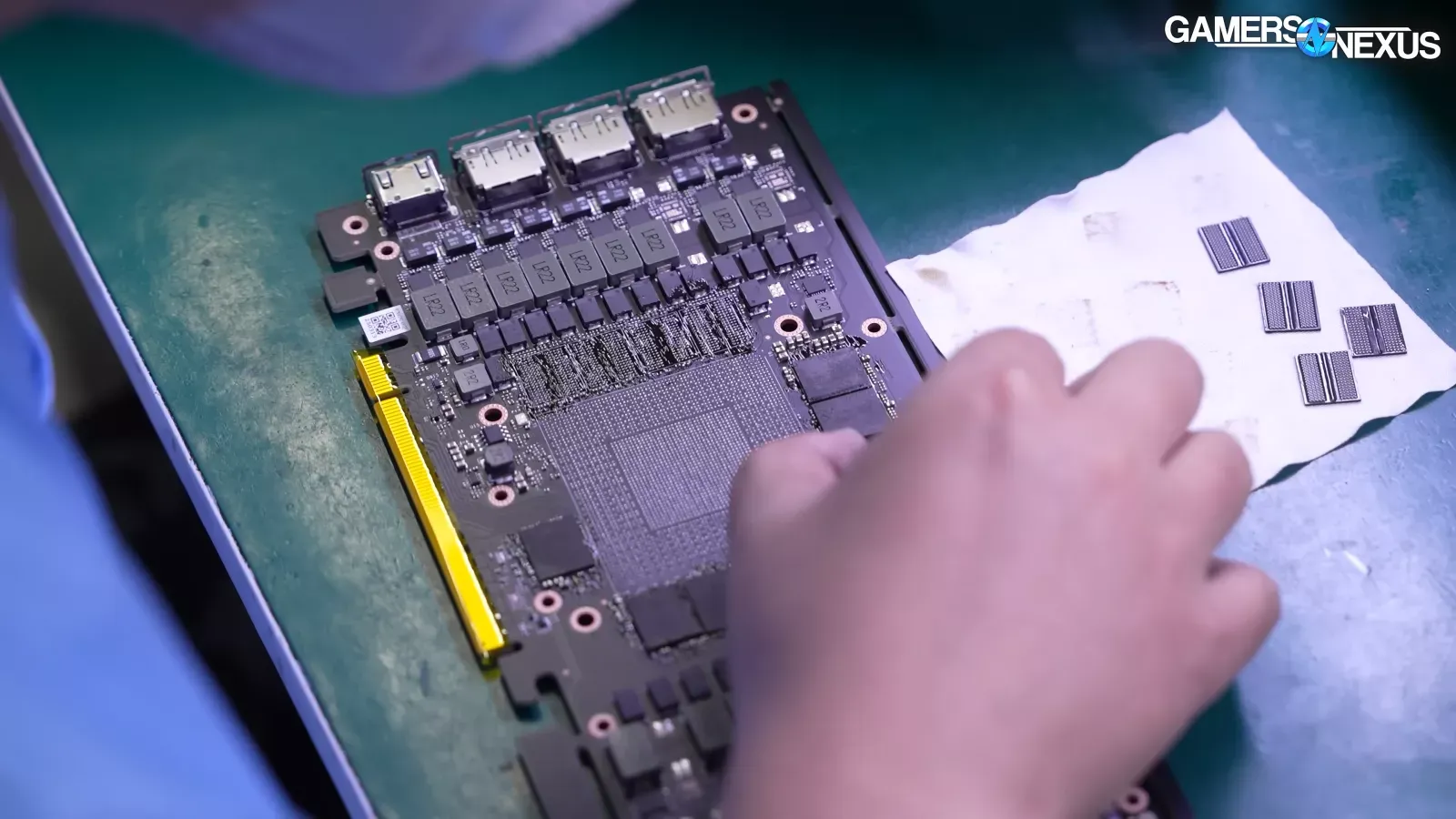 memory packages are installed around the replacement board’s GPU footprint.
