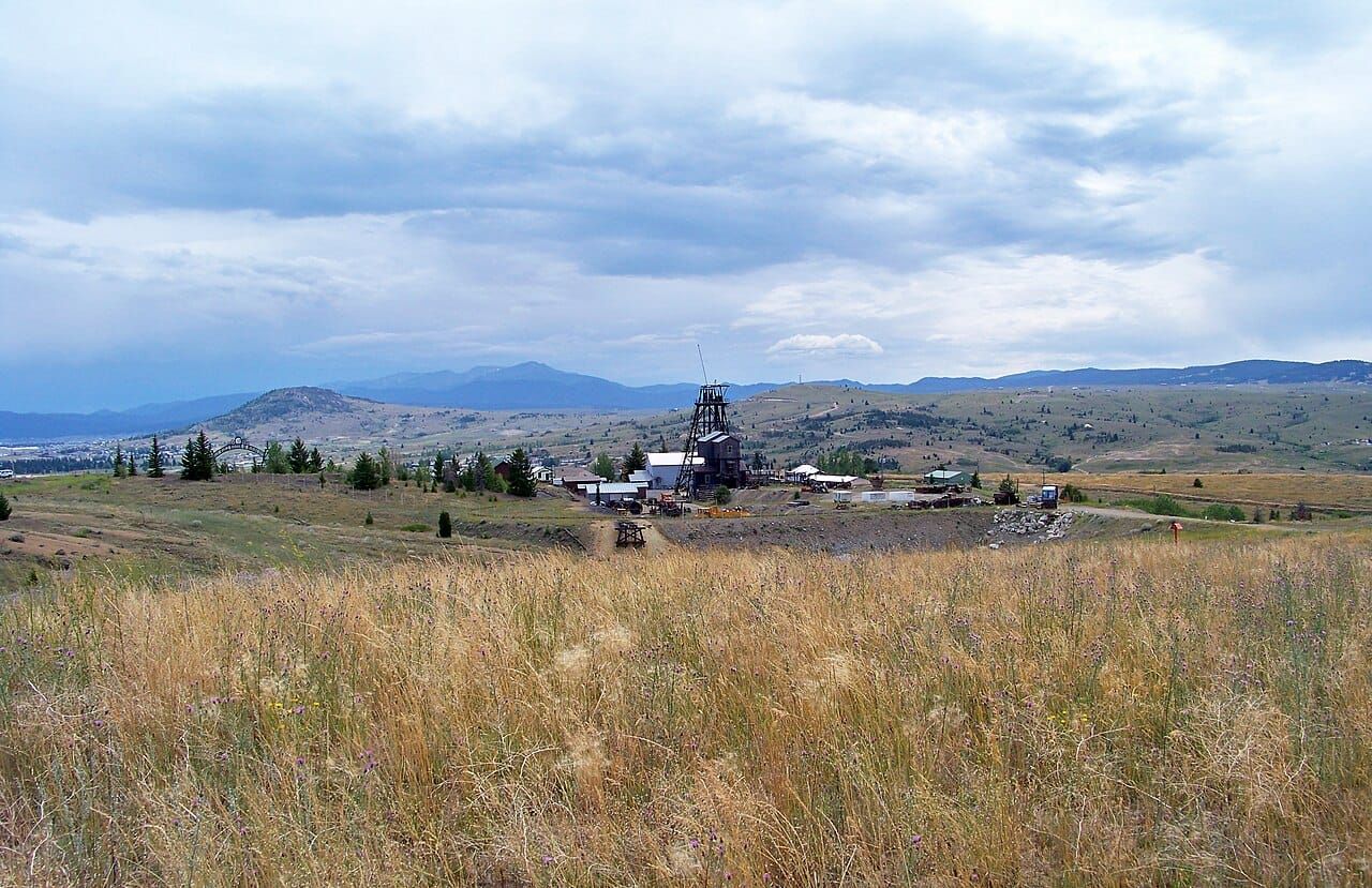 Metalsource Mining intersects high-grade silver equivalent at Silver Hill