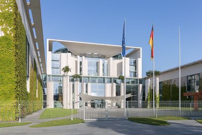 United Arab Emirates Pledges 40 Billion Euros of Investment in Germany