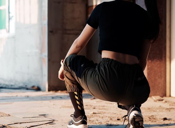 9 Trending Golf Jogger Pants For An Effortlessly Cool Look