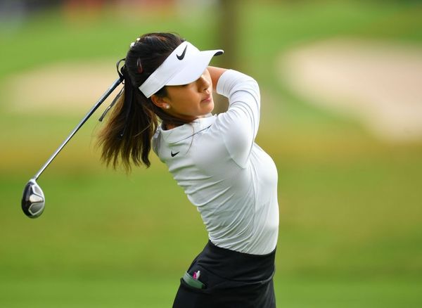 How to Use Golf Alignment Sticks Like a Pro (5 Awesome Tips)