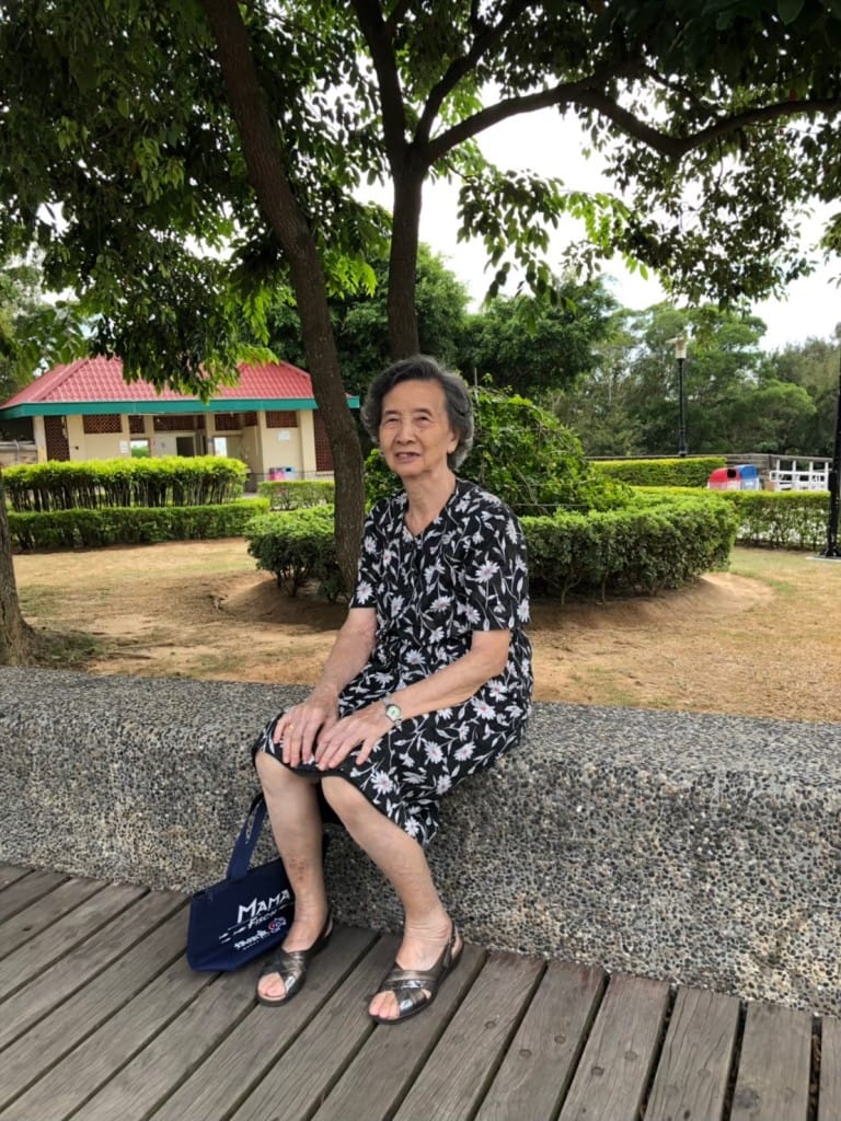 2019 的阿嬤,難得給拍照還會笑