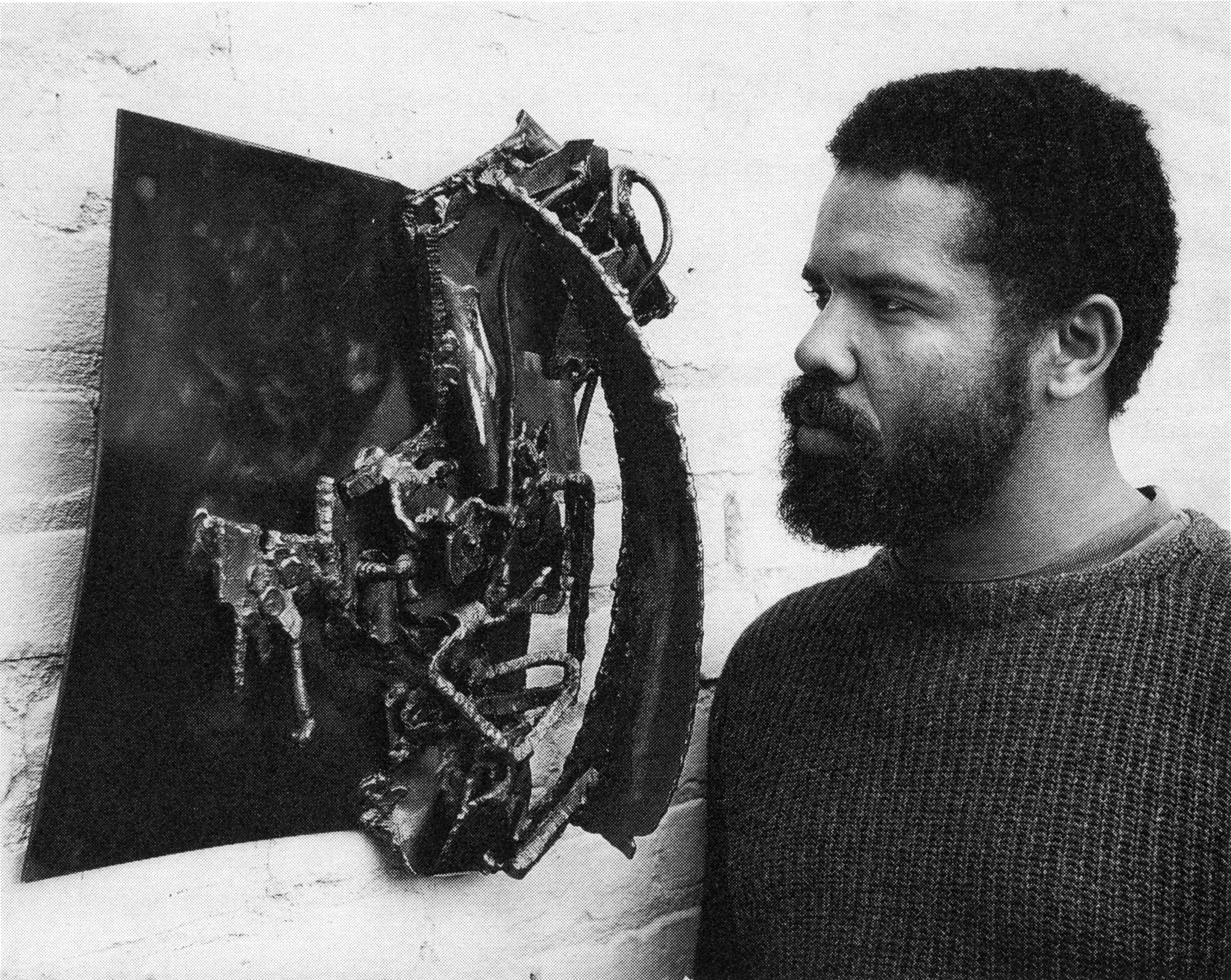 Melvin Edwards, Who Sculpted a New Vocabulary for Political Art, Dies at 88