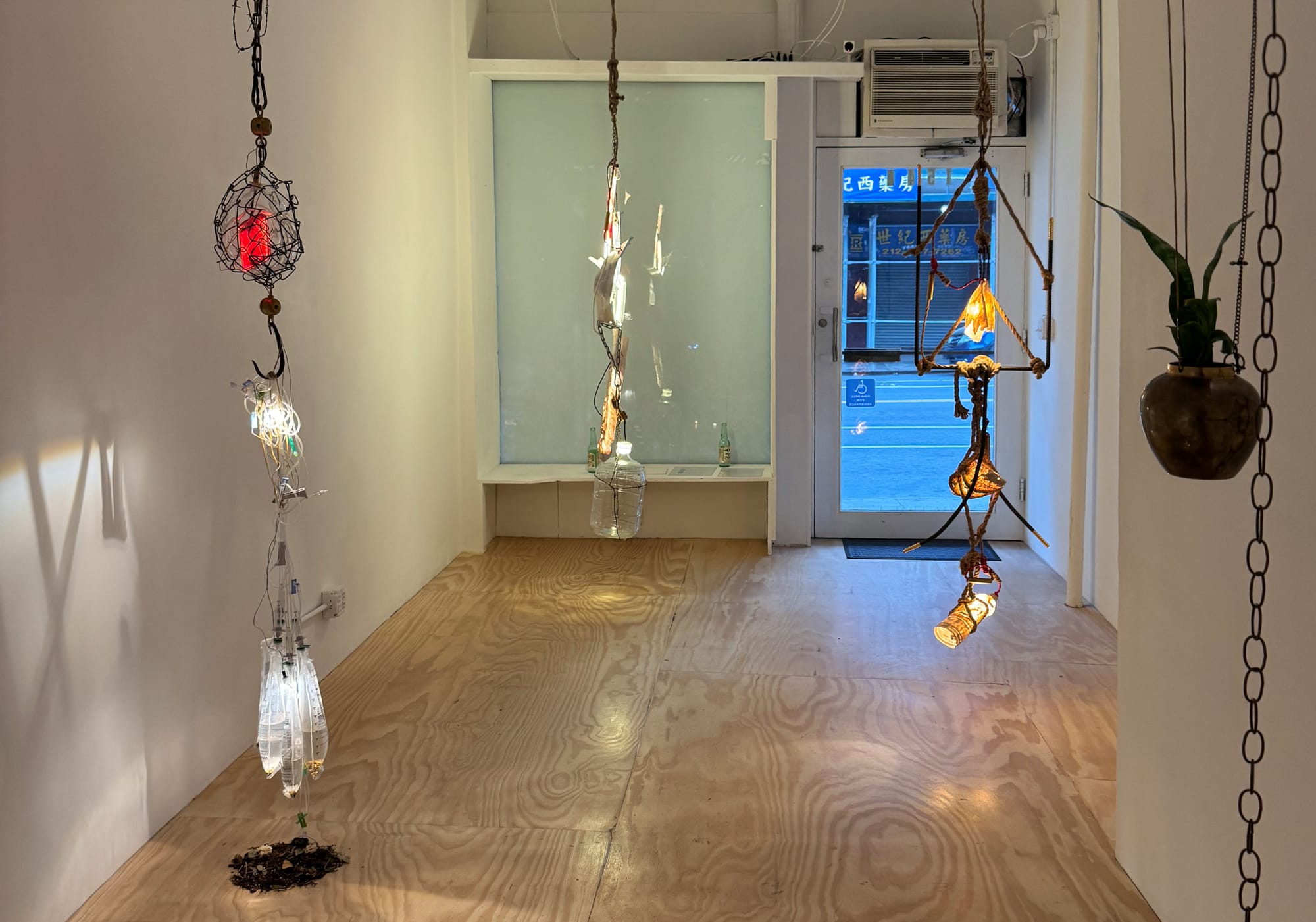 Leonardo Madriz’s Monuments to the Precarity of Now