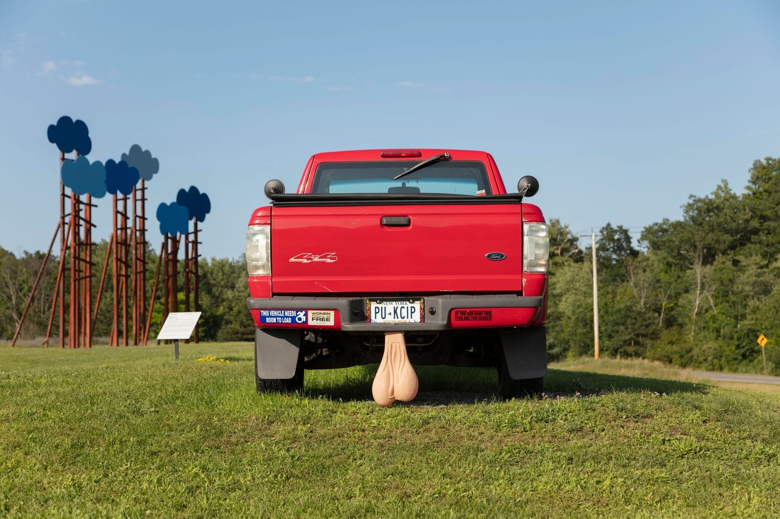 Testicle Art Is So Back