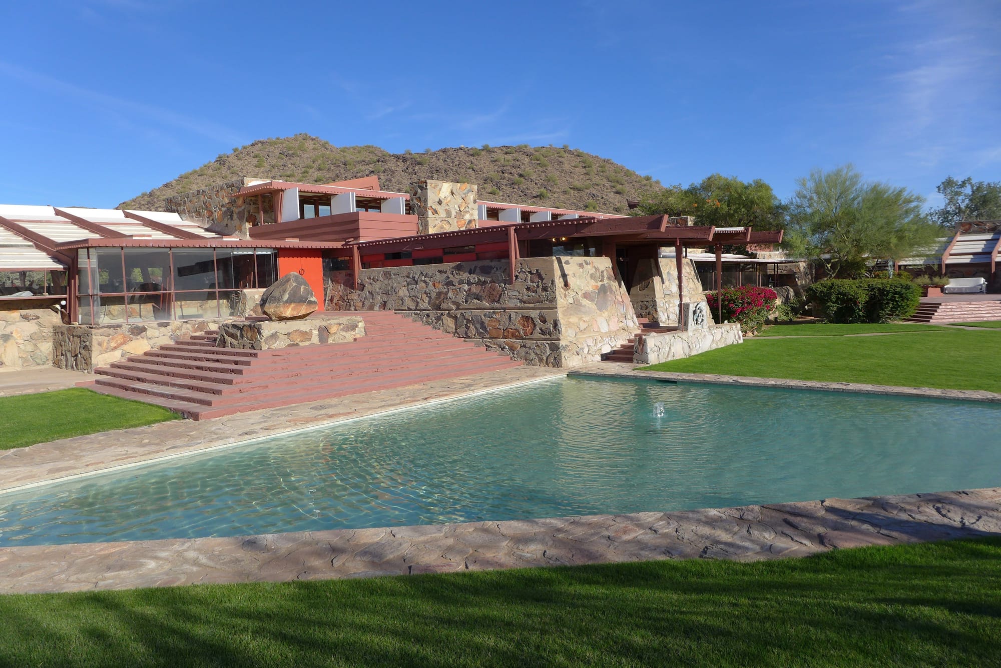 Décès d'un universitaire brésilien à Taliesin West en Arizona