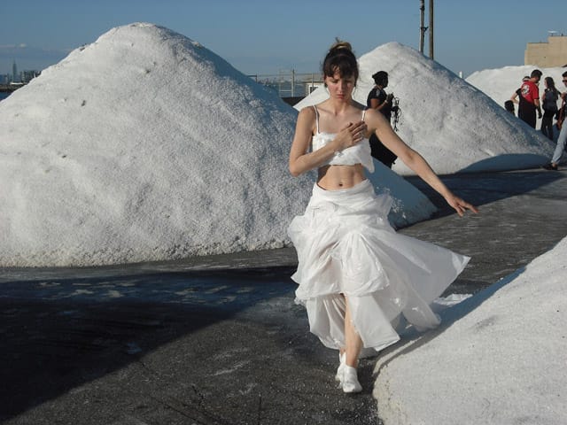 Performance artist Sindy Butz at Lumen