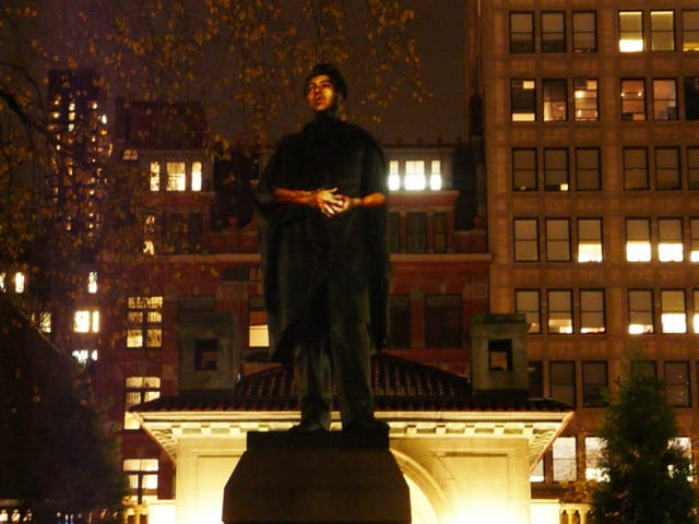 Krzysztof Wodiczko, "Abraham Lincoln: War Veteran Projection"