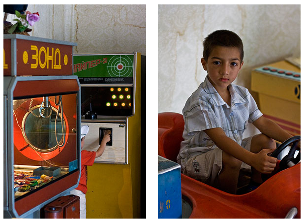 Gyumri arcade photograph by K. Shamlian (All photographs courtesy Ianyan Magazine, used with permission)