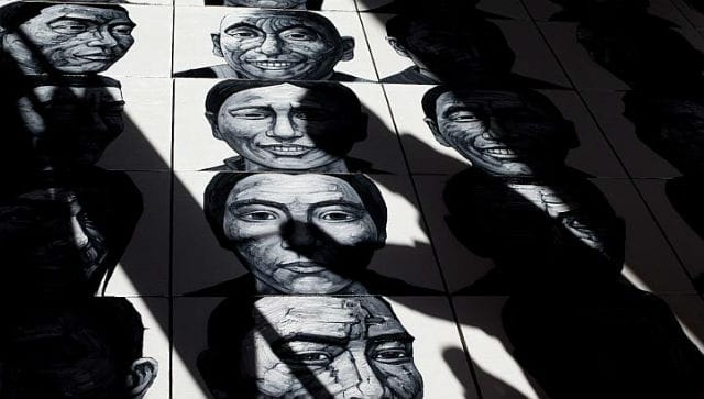 Painter Liu Yi (Image via straitstimes.com)