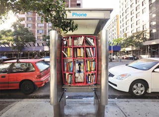 One of John Locke's payphone libraries (click to enlarge) (image via gracefulspoon.com)