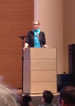 Catherine Morris speaking at the Brooklyn Museum, Feb. 16, 2013 (photo by the author for Hyperallergic)