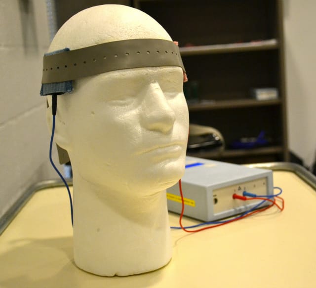 Researchers place the electrodes of this tDCS system so that the current passes through the area of the brain being studied. (via the University of Pennsylvania)