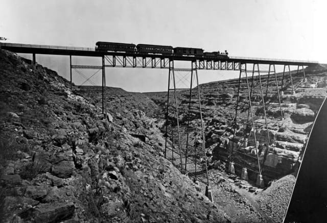 Santa Fe Railroad bridge and train, over Canyon Diablo. Coconino County, Arizona. 1885. - ID. Hillers, J.K. 109 - hjk00109 - U.S. Geological Survey - Public domain image