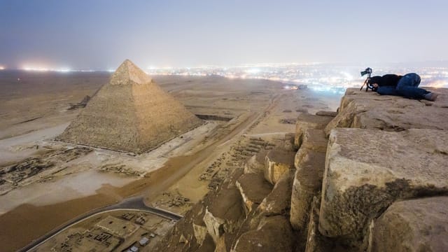 Russian photographers atop the Great Pyramid of Giza