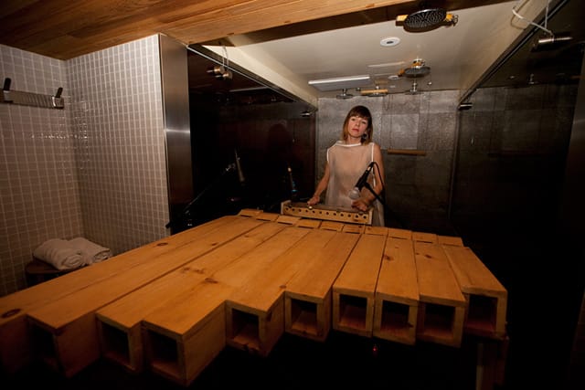 Musician Cammisa Forrest Buerhaus performing during the event. (photo by Ka-Man Tse for @TSqArts)