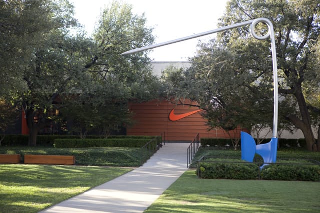 Claes Oldenburg's "Corridor Pin Blue" (1999) by the Nike store. 