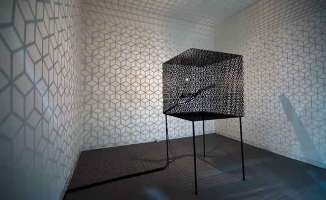 Conrad Shawcross, "Slow Arc Inside a Cube IV" (2009) (© the artist, image courtesy the artist and Victoria Miro Gallery, London)