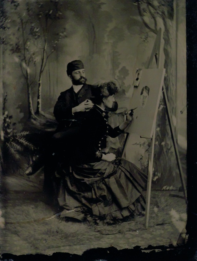 Tintype photograph  (1860s-1890s). (Courtesy of Swann Auction Galleries)