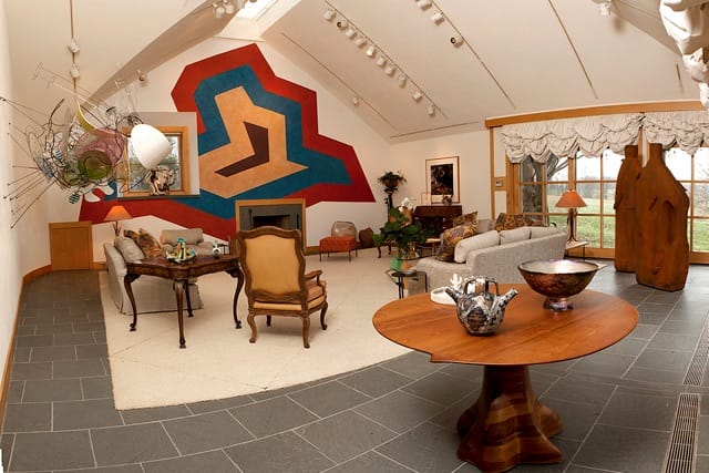 Sol LeWitt's Untitled Wall Drawing, 1993 of the Al Shands living room with works by Sol Lewitt, (photo by 