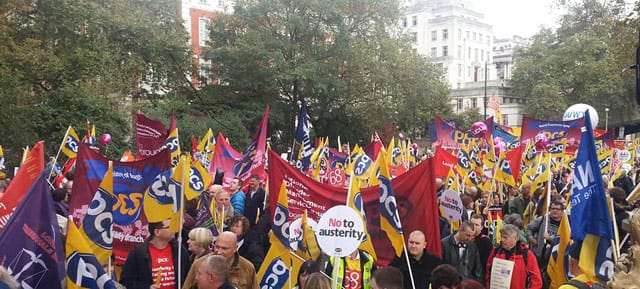 PCS strikers (image via PCS Revenue and Customs Group Euston Tower Branch's Facebook page)