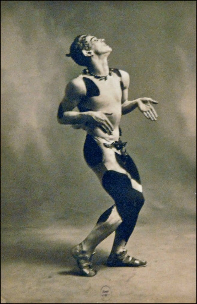 Vaslav Nijinsky in "The Afternoon of the Faun" (1912) (courtesy Bibliothèque-musée de l'Opéra de Paris)