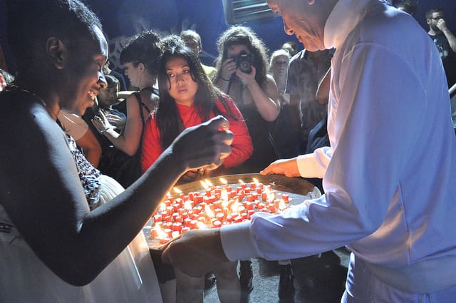 9347074566_83dc55fc42_z