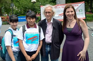 Guest Artist Christo, LeAP Deputy Director Alexandra Leff, and two students at the Union Square launch event (click to enlarge)