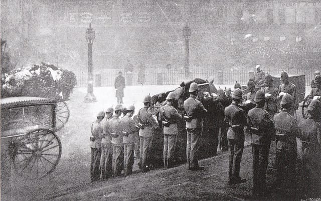 Funeral of Frederic Leighton in 1896, with the Artists Rifles assembled on the steps of St. Paul's (via pinterest)