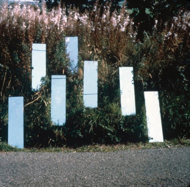 Robert Smithson, Mirror Displacement (Grassy Slope), England, 1969. ©Estate of Robert Smithson / licensed by DACS, London 2013. Image courtesy James Cohan Gallery, New York/Shanghai.
