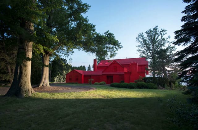 Ian Strange: Suburban