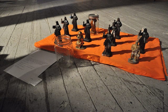 9397886920_8e9241a46b_z