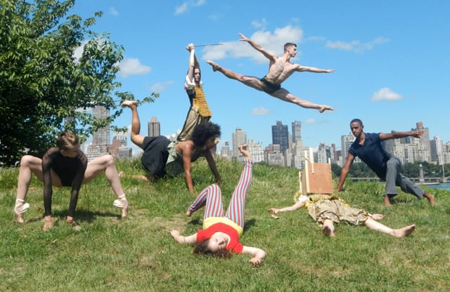 Dance at Socrates Sculpture Park (photo by Norman Jabaut)