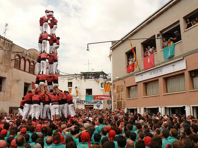 Human Tower in Spain (photograph by Joan Grífols)