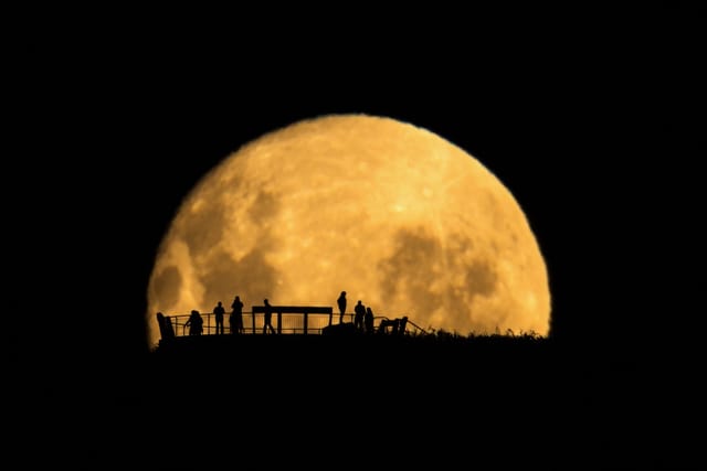 Moon Silhouettes © Mark Gee Winner - People and Space Category