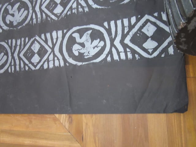 Detail of a wrinkled paper piece in "Sin Rodeos"