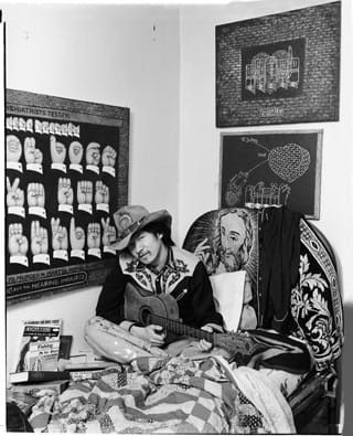 Peter Bellamy's photograph of Martin Wong in 1985 (all images courtesy "City as Canvas" unless otherwise noted)