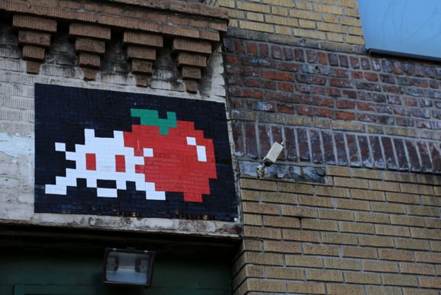 invader apple5